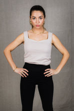 Load image into Gallery viewer, Astrid tight leggings, Coal