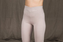 Load image into Gallery viewer, Sample - Astrid tight leggings, Mushroom