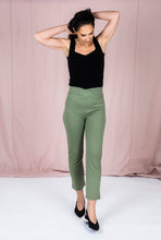 Load image into Gallery viewer, Sample - Julia cropped leggings, Bright Olive