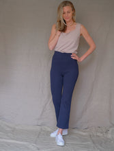 Load image into Gallery viewer, Julia cropped leggings, Navy