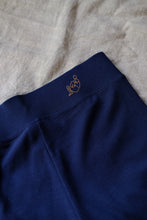 Load image into Gallery viewer, Astrid tight leggings, Navy