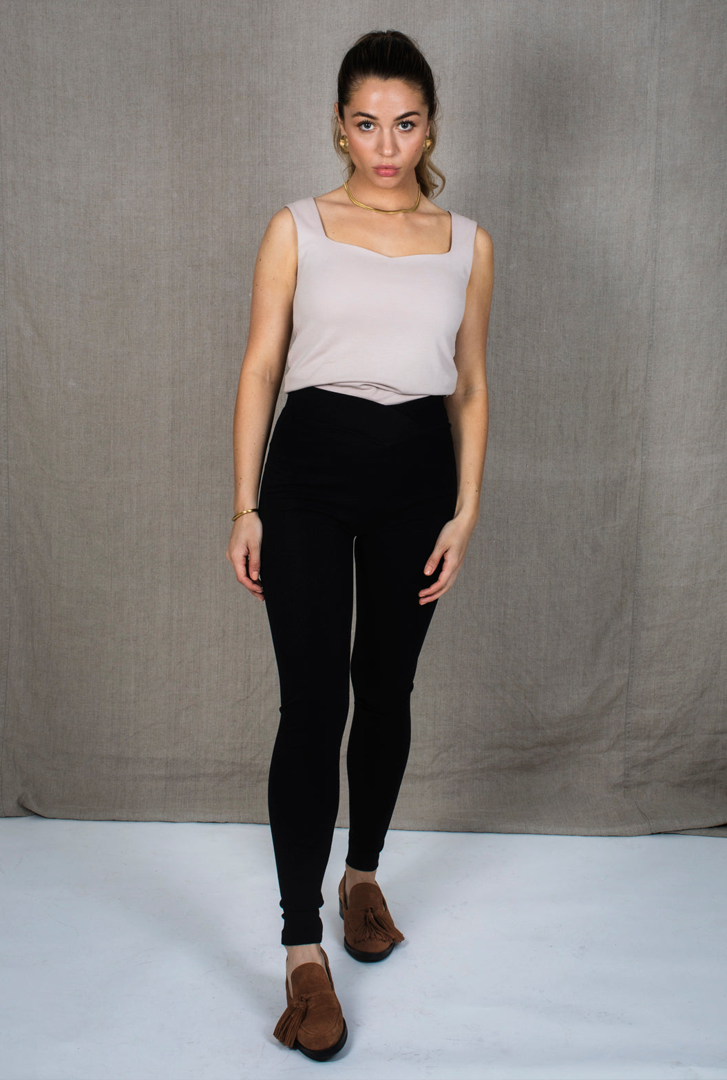Black tights and leggings with high waist for women – THE TIGHT COLLECTIVE