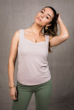 Load image into Gallery viewer, Sample - Paulina Sweetheart Top, Mushroom
